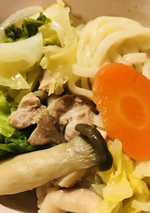 バター風味の鶏肉の色々野菜の寄せ鍋うどん-レシピのメイン写真