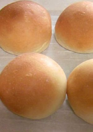 ほんのりメープル味☆丸パン-レシピのメイン写真