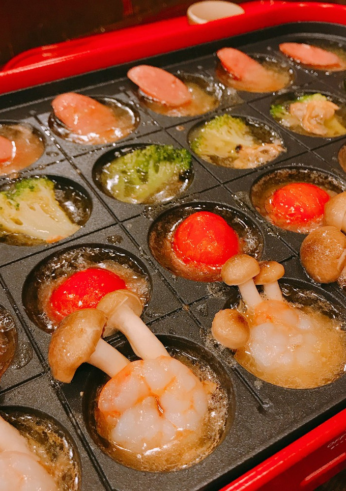 たこ焼き器とパスタソースで簡単アヒージョ-レシピのメイン写真