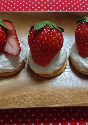 ミルキー♥️ストロベリーチーズケーキ-レシピのメイン写真