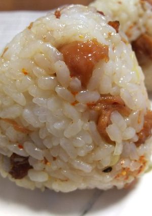焼き鳥缶でちゃちゃっと ねぎま風おにぎり-レシピのメイン写真