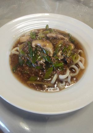 ねぎとしいたけと合挽き肉のあんかけうどん-レシピのメイン写真