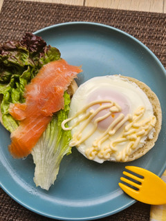 朝食!スモークサーモンマヨたまマフィン-レシピのメイン写真