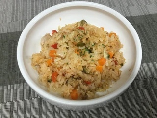 パエリア風ごはん のイメージ