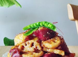 さつま芋&れんこんの甘辛煮照り照り☆弁当-レシピのメイン写真