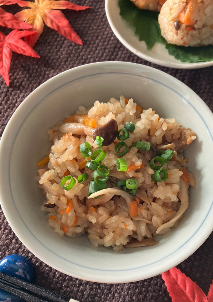鶏ひき肉ときのこの炊き込みご飯-レシピのメイン写真