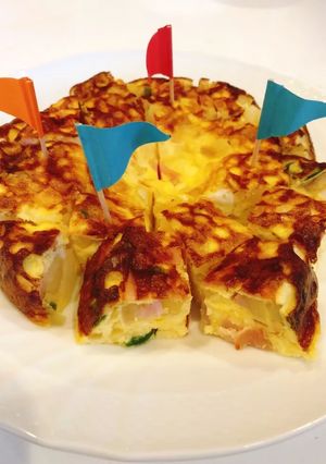 簡単キッシュ風ふわふわオムレツ(炊飯器)-レシピのメイン写真