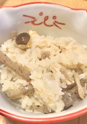 しめじと油揚げの炊き込みご飯-レシピのメイン写真