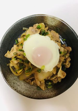 簡単‼︎ガリバタ豚丼-レシピのメイン写真