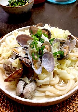 あさりの酒蒸しキャベツとうどん入り-レシピのメイン写真