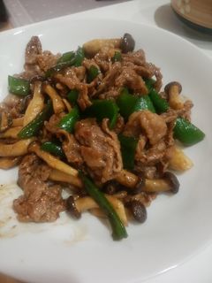 きのこと牛肉のオイスターソース炒め-レシピのメイン写真