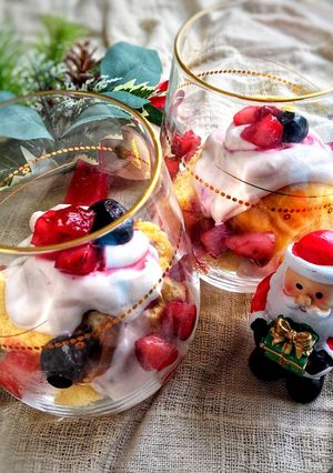 泡立て不要♪簡単ベリートライフル-レシピのメイン写真