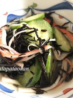 ヘルシー♪キュウリとヒジキの酢の物-レシピのメイン写真