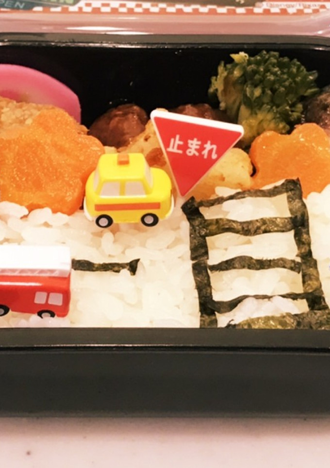 道路 お弁当 幼稚園 車-レシピのメイン写真