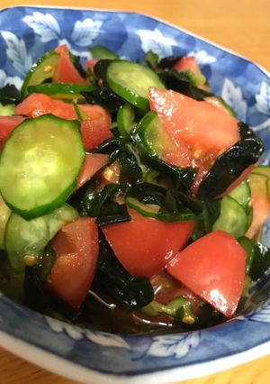 さっぱり副菜☆トマトとキュウリの甘酢あえ-レシピのメイン写真