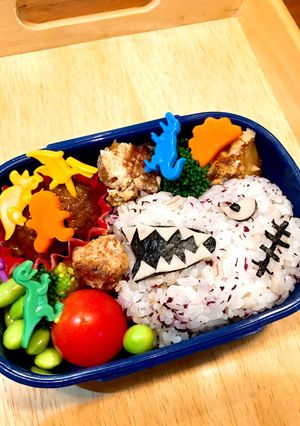 恐竜のお弁当-レシピのメイン写真