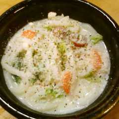 รูปของ 簡単朝昼　白菜たっぷりシチューうどん