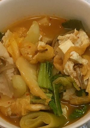 油揚げと豆腐とチンゲン菜のキムチ鍋-レシピのメイン写真