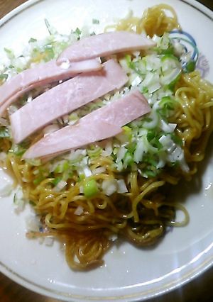 小錦さんの「ごま油焼きそば」わが家流に!-レシピのメイン写真