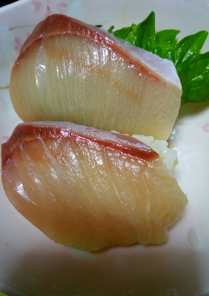 簡単　生姜湯でハマチの握り寿司-レシピのメイン写真