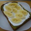 抹茶食パンでホイップバナナサンド♡