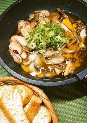 牡蠣と舞茸と栃尾揚げDE和風アヒージョ♪-レシピのメイン写真