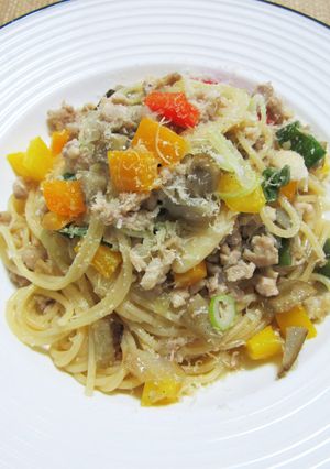 鶏の白いミートソーススパゲッティ-レシピのメイン写真