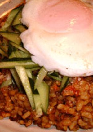 ★残りのカレーでドライカレー★パルメザンチーズと一緒に。。　　　　　　　　-レシピのメイン写真
