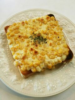 トースト!コーン&チーズマヨネーズパン-レシピのメイン写真
