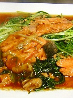 豪快にサーモン半身で水菜と煮つけ!-レシピのメイン写真