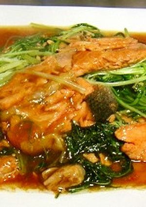 豪快にサーモン半身で水菜と煮つけ！-レシピのメイン写真