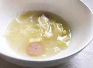 コンソメ不要・玉ねぎの洋風スープ-レシピのメイン写真