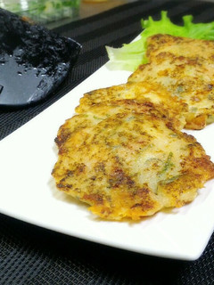 簡単ヘルシーお焼き♪ハムチーズ豆腐もち-レシピのメイン写真