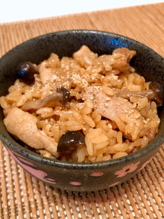 鶏としめじの照り焼き炊き込みご飯-レシピのメイン写真