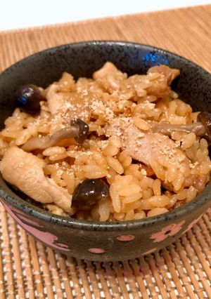 鶏としめじの照り焼き炊き込みご飯-レシピのメイン写真