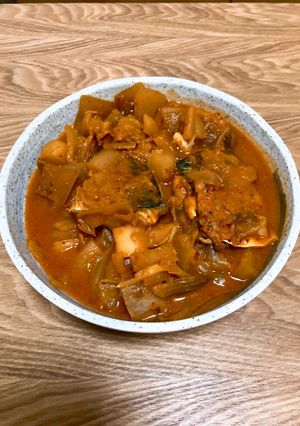 サバとキムチの辛味噌煮【韓国料理】-レシピのメイン写真