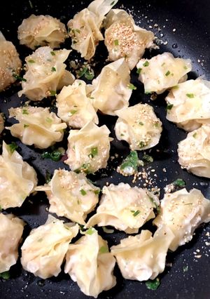 おつまみに最適♪焼きミニワンタン-レシピのメイン写真