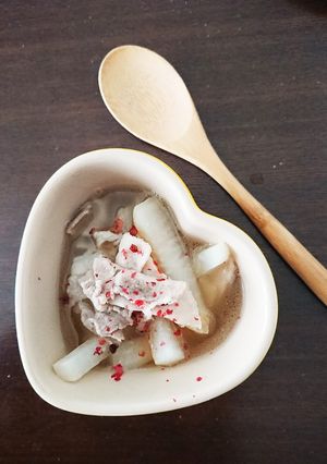 簡単！シンプルな塩味の大根と豚肉のスープ-レシピのメイン写真
