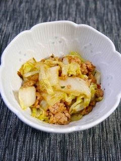 簡単!残った餃子の種で白菜炒め-レシピのメイン写真