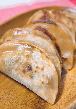 もちもち♪もやしチーズおやつ餃子-レシピのメイン写真