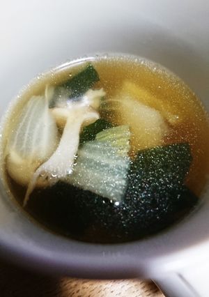 朝は簡単にコンソメスープ♪-レシピのメイン写真