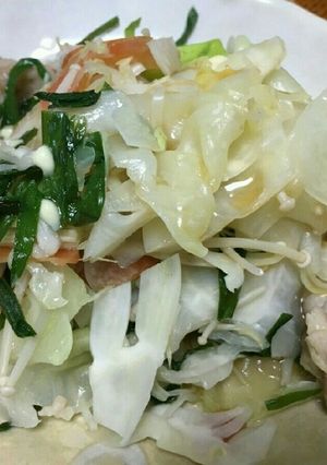 栄養満点‼キャベツの芯で温野菜サラダ!-レシピのメイン写真
