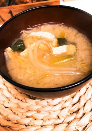 小松菜ともやしの味噌汁-レシピのメイン写真