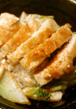 昼食　鶏もも肉照り焼きと白菜たっぷりの丼-レシピのメイン写真