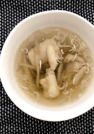 簡単！栄養満点◎鶏肉とごぼうのお吸い物-レシピのメイン写真