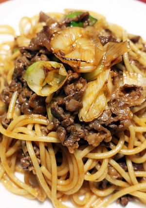 残ったデミグラスソース♪牛ネギのパスタ-レシピのメイン写真