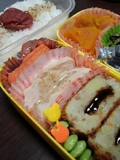 お弁当☆ソースはコロッケの中に-レシピのメイン写真