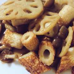 รูปของ 蓮根としめじとちくわの照り焼き