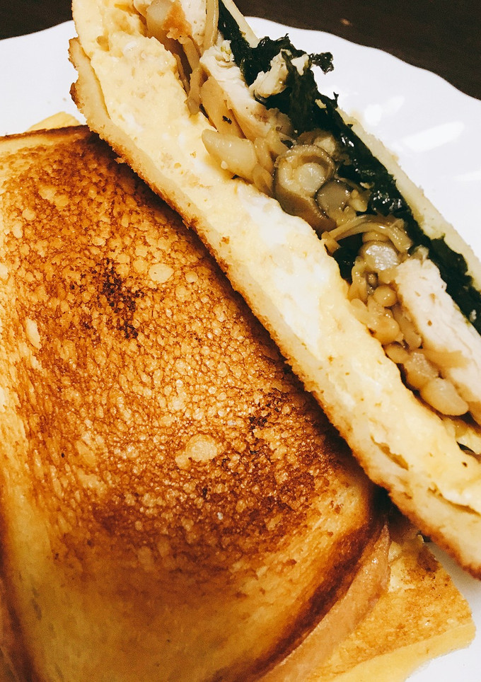 きのこ旨煮とだし巻き卵のホットサンド-レシピのメイン写真