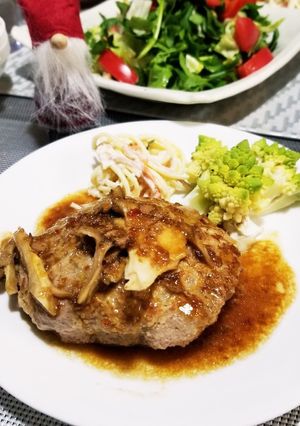 豚100％ふっくらしっとりハンバーグ-レシピのメイン写真